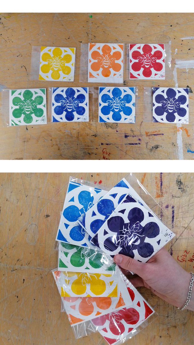 Victoriasartsp1's tweet image. 700 lino prints to be found in #manchester, 100 of each colour.
TAG #MCRFOUNDIT if you spot one
@projectunitx   @mcrschart
#linocut #linoprint #printmaking #manchester #manchesterbee #bee #honeybee #workerbee #bumblebee #bees #manchestertownhall