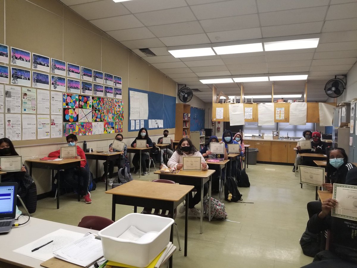 HumberSummitMS's tweet photo. Humber Summit Staff &amp; Community proud to recognize all of our S's on their accomplishments @ our Celebration of Learning Assembly. The STUDENT defining the award, rather than the award defining the student. @NikkiSilvera_ @LC2_TDSB @trusteemammo @NandyPalmer @auntysharon_ https://t.co/naQOSxzvPi