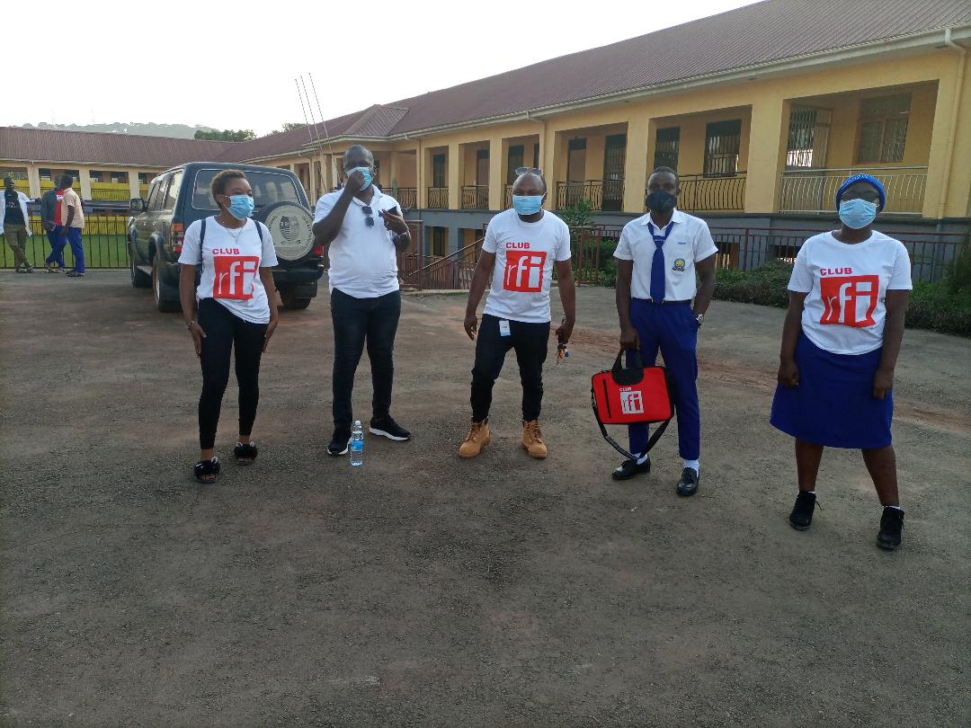 BonjourKampala's tweet photo. [#Francophonie] Désormais @leclubrfi #Kampala fait de la #promotion du #français son cheval de bataille pour la #promotion de la #Paix. Les élèves de #UIFS s'expriment sur la #Francophonie, #Paix et #Femmes. 

@FrenchEmbassyUg @JaAniambossou @OIFrancophonie @francediplo_EN https://t.co/NUq2HqA3n3