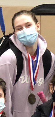 Congrats to @HFbadminton and Maggie Cutrara on advancing to sectionals.  Maggie is also a setter on the varsity volleyball team! #multisportathlete