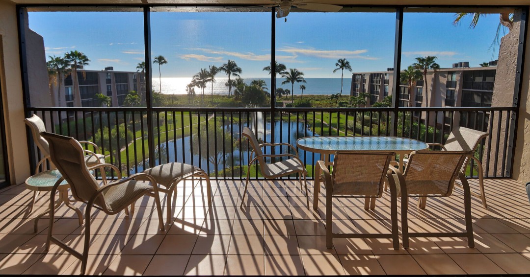 RoyalShellFL's tweet photo. Did you know you can rent vacation rentals at the Sundial Beach Resort & Spa through Royal Shell?
This unit has fantastic views of the pond, pool and Gulf of Mexico and it has availability for May! #RoyalShellStyle
https://t.co/nI65iu1a11 https://t.co/UhYqvBiiTo