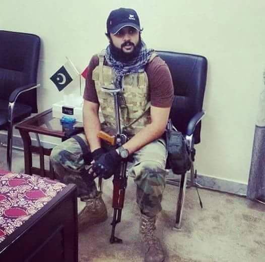 MartyrsofPak's tweet photo. Assistant Director ISI Usama Lashari Shaheed 
Date of Martyrdom: 24 July 2016. 
Place of Martyrdom: Operation against terrorists at Mastung, #Balochistan 
#MartyrsOfMotherland #PakArmy #Pakistan #ArmedForcesofPakistan #ISI #ISPR #UnsungHeros https://t.co/Nq58YFNLvf