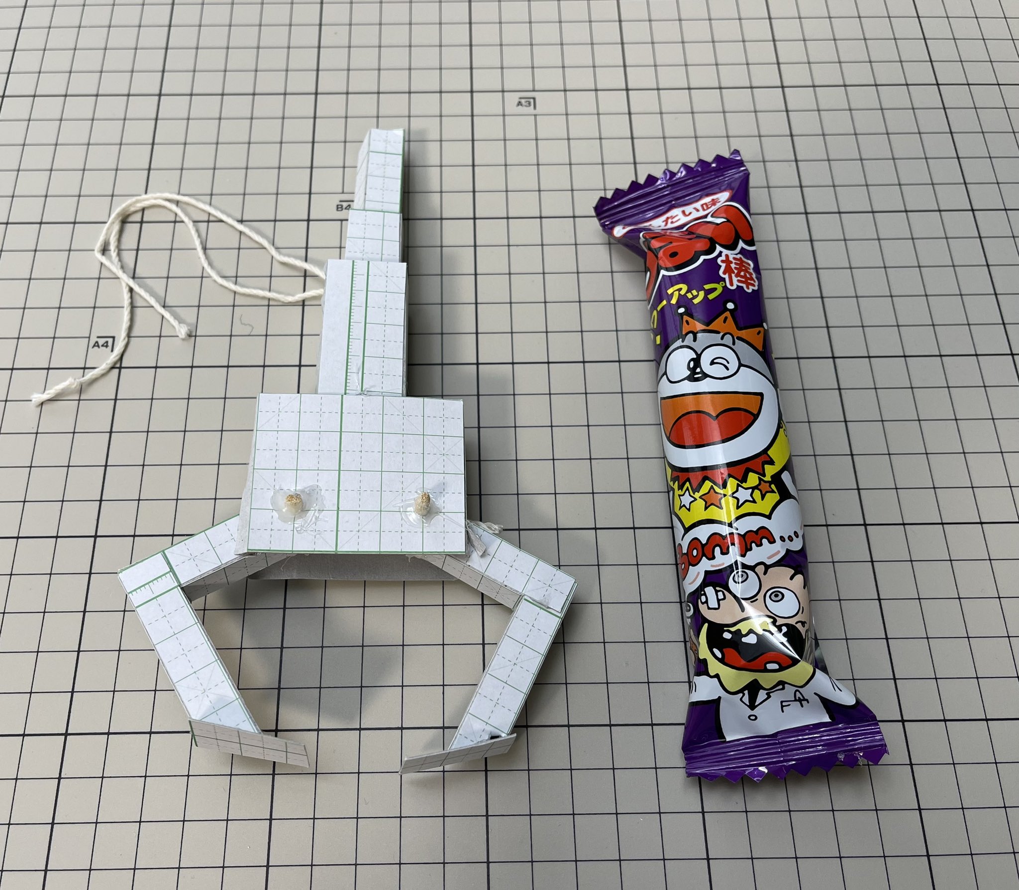 ちいくじ 動くおもちゃ工作 工作用紙を使って クレーンゲームを工作中です タコ糸を使って開閉する仕掛けができそうなので どうかお楽しみに 工作 クレーンゲーム T Co Uckhzfvro7 Twitter ちいくじ 動くおもちゃ工作 工作用紙を使って クレーンゲームを工作中です タコ糸を使って開閉する仕掛けができそうなので どうかお楽しみに 工作 クレーンゲーム T Co Uckhzfvro7 Twitter