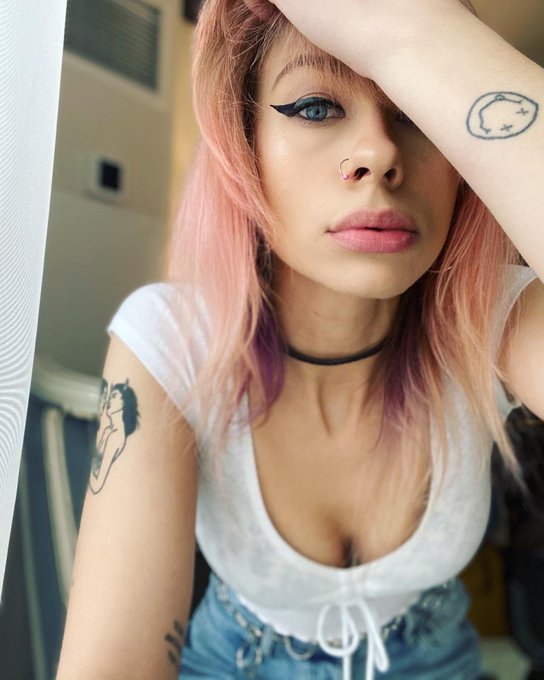 it&rsquo;s all love https://t.co/oNNP5qISN1<a href="/tag/newprofilepic"class="tags"><span>#newprofilepic</span></a>