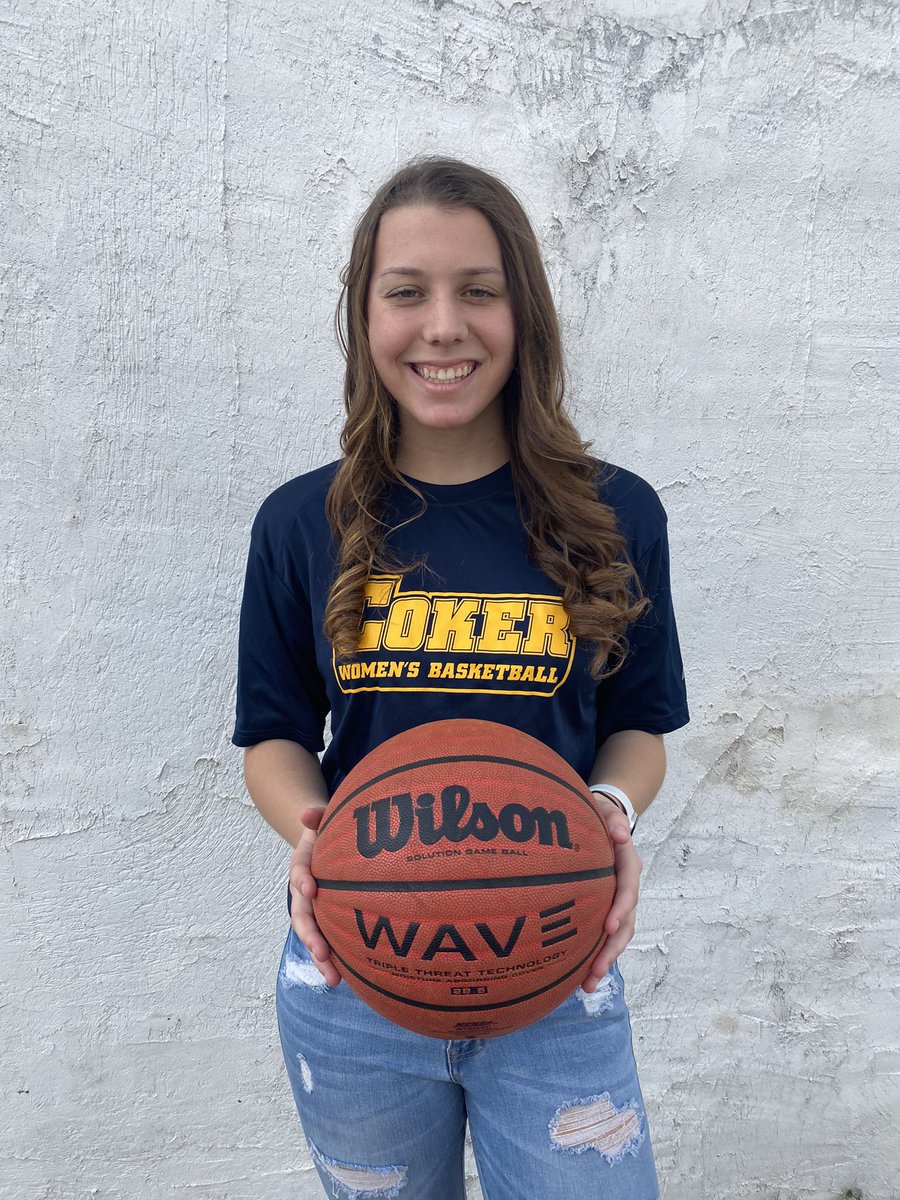 dasialambert14's tweet photo. I’m very excited to announce that I have committed to Coker University! I’m so grateful for this opportunity and I’m ready for the next four years💛 #gocobras https://t.co/cMHDWr6VkL