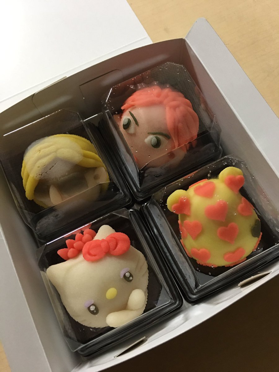 たいやき 奈良県橿原市八木駅前商店街にあります和菓子屋美松さんに作って戴きました 同じ商店街になりますお花屋さん 花曜日の御主人にこちらの和菓子屋さんを紹介して頂きました ありがとうございます 花曜日 美松 八木駅前商店街 奈良県橿原市