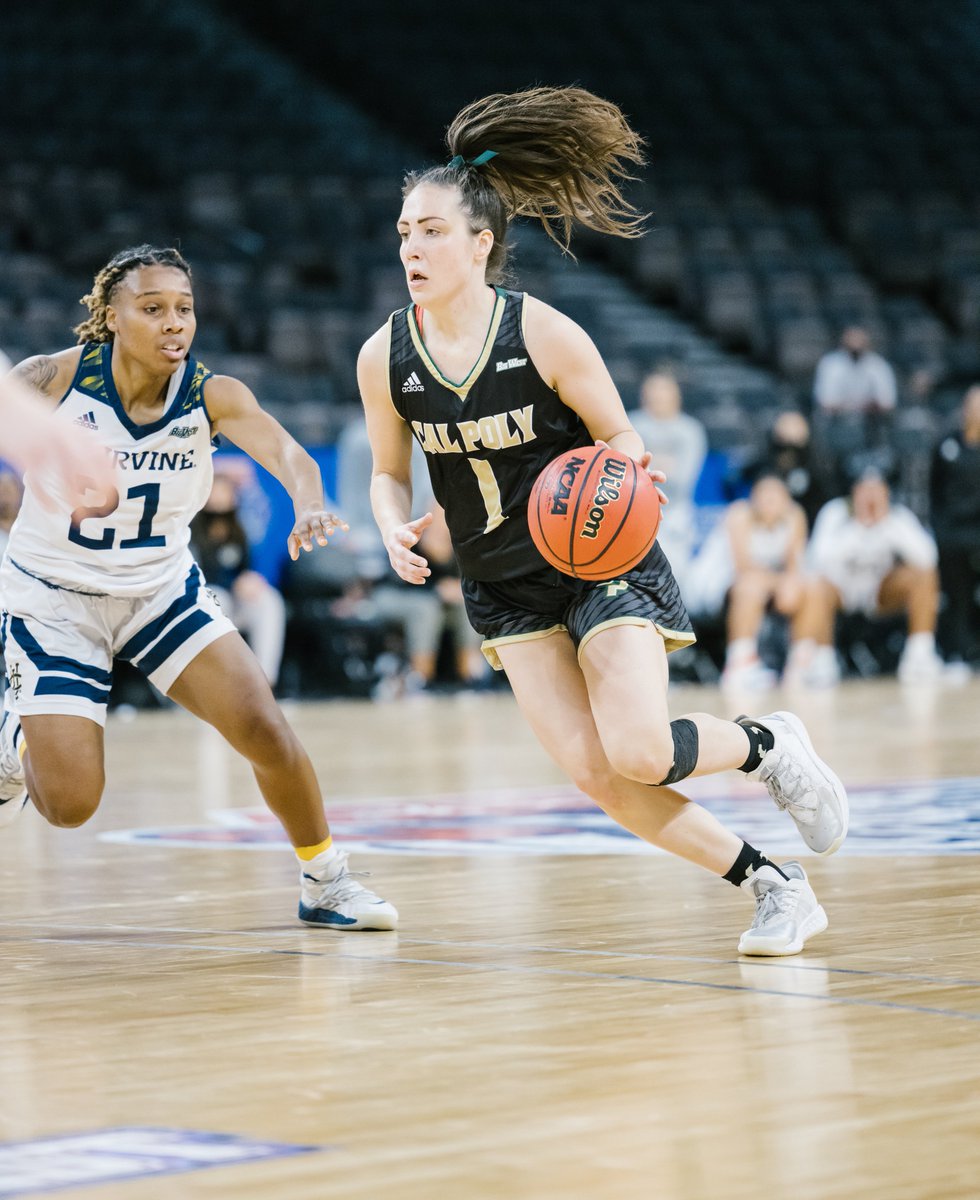 📈 With her 15 points today, Abbey Ellis moves up to No. 24 in school history for career scoring (already 818 PTS) 🐎 #RideHigh 

(📷: <a href="/BigWestSports/">The Big West</a> 🏀)