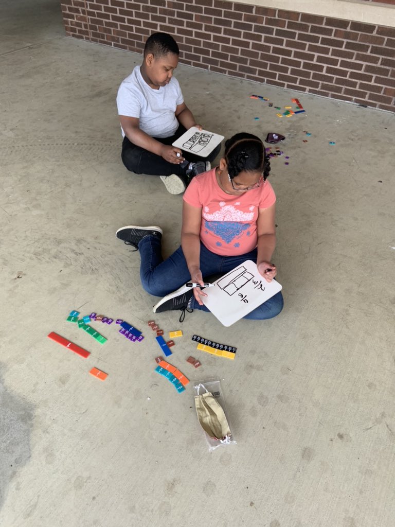 Kristen Hensley tweet media