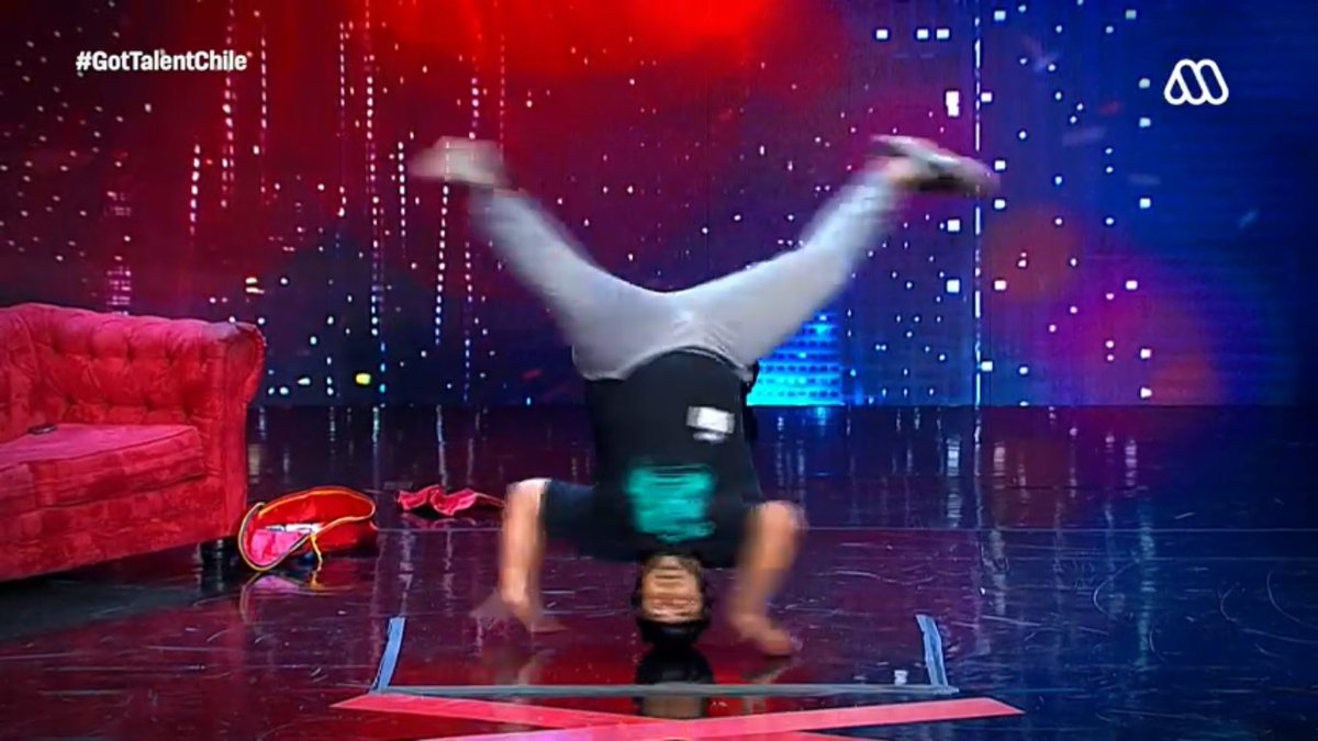 corajealbo's tweet photo. si estuviera curao podría hacer esto?

 #GotTalentChile https://t.co/OfpCCGLCer