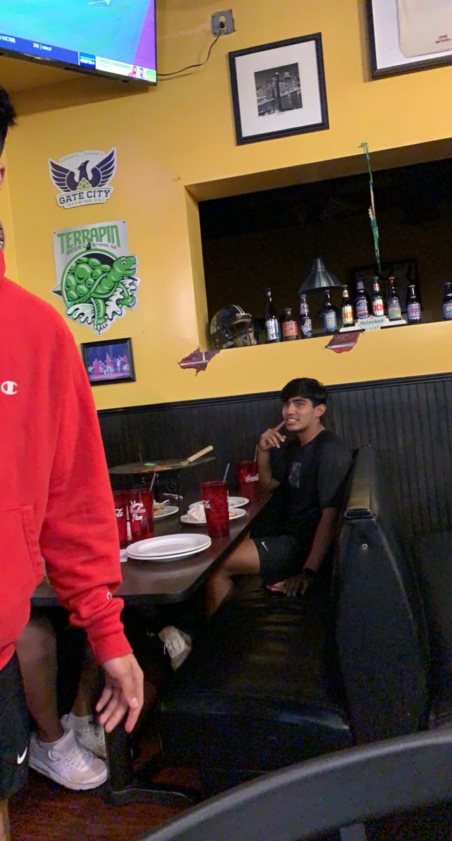 BARBZNATION6's tweet photo. angel shot by nicole and kevin shot by camille😎😎😎 barbz up 3-1 @losmoyos1 https://t.co/Ia20yrGziU