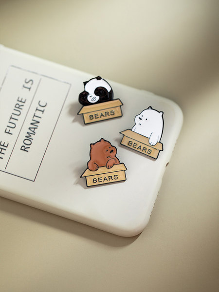 EnamelpinsC's tweet photo. Bears enamel pins
This adorable bear pin is set in sivler metal - he is ready to be affixed to your favorite bag or lapel! Butterfly clutch pin backing. https://t.co/Gusx2Ac8qs