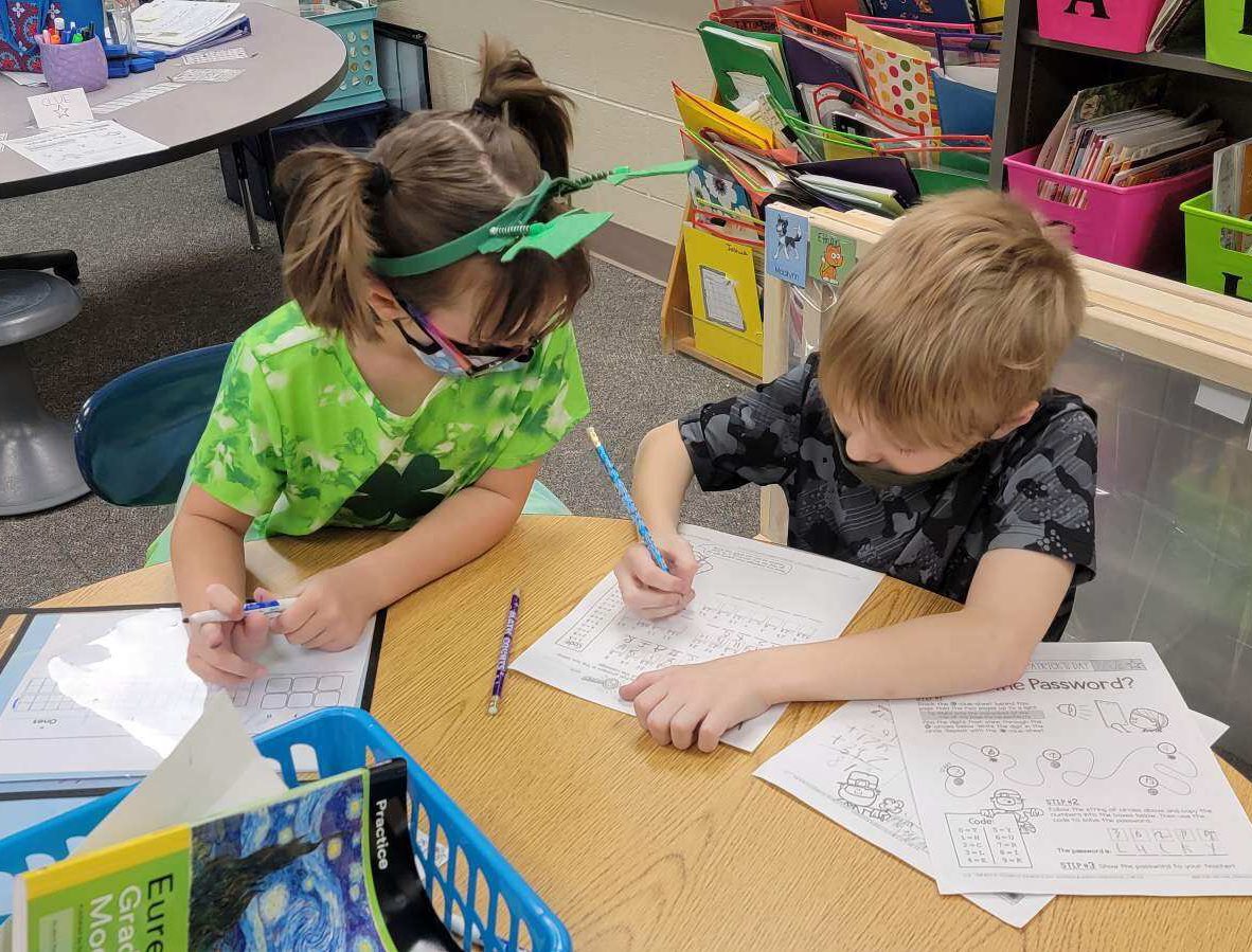 Heusner 2nd Grade tweet media