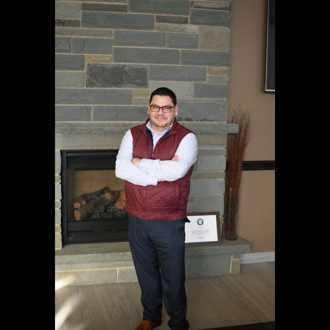 uticaadmissions's tweet photo. “I was a first-generation college student. When I went to my undergrad institution I had federal work study because I needed all the funds I could get. For some reason I wanted to work in the admissions office..."
#HumansOfUC https://t.co/qilJo5k4Co