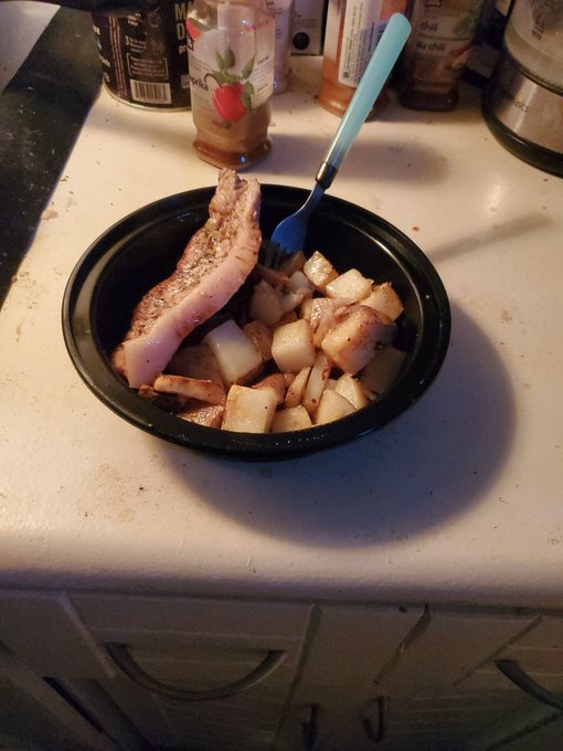 While I wait on windows https://t.co/qs4R9vKNjo<a href="/tag/birthday"class="tags"><span>#birthday</span></a>