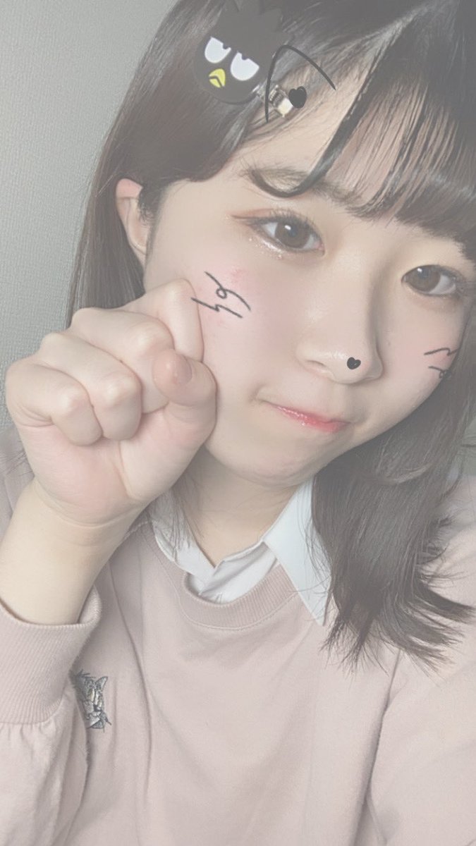ra_00ran's tweet photo. おはようございます☀️今もうすぐあるMVに向けてダンス頑張ってます💞良かったら応援よろしくお願いします🥺
#fff 
#量産型 
#アイドル 
#fjk 
#アイドル好きな人と繋がりたい 
#MV 
#16歳 
#forrowme 
#jk 
#05line 
#有名になりたい 
#インスタきて 
#推してください 
#女子高校生 https://t.co/1BGPqrQ5Pn