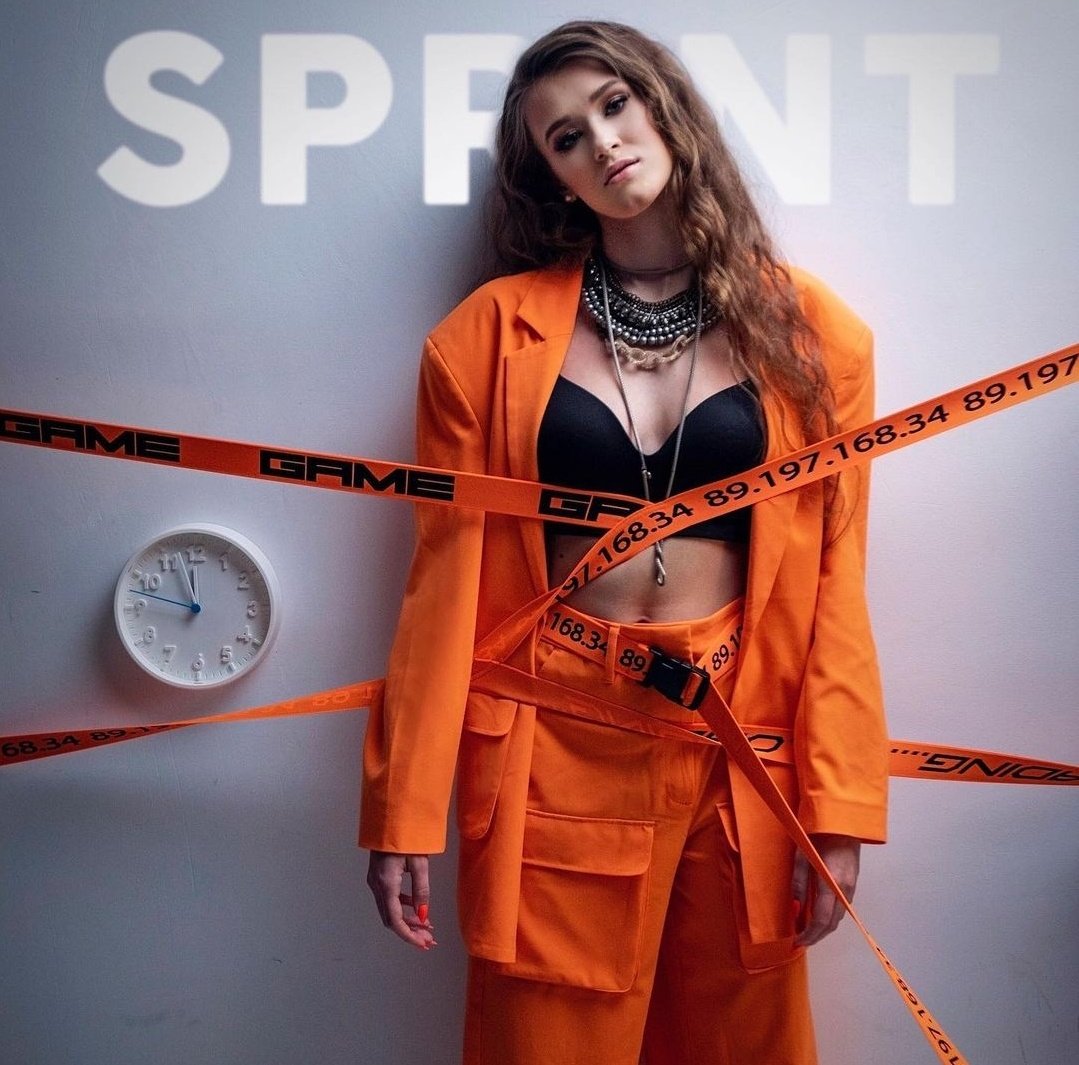 supiwerki's tweet photo. dzisiaj oficjalnie utwór "Sprint" autorstwa Weroniki Juszczak obchodzi swoją pierwszą rocznicę. 🤍
#SPRINTWJ https://t.co/3jeWgETR7R