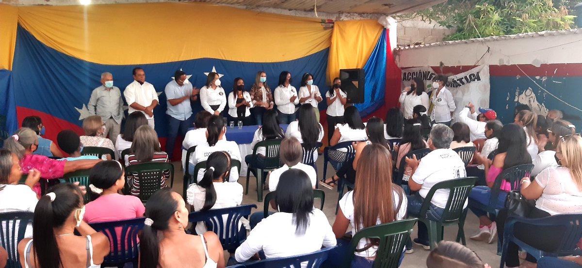 jesusricoad's tweet photo. #Coro|• Asamblea de aguerridas mujeres de @ADemocratica municipio Miranda.

¡Felicitaciones @ElluzAD! 

@aixacaracas 
@hramosallup 

#Falcón 
#Venezuela 
@sirit_eliezer https://t.co/uAjamPjScb