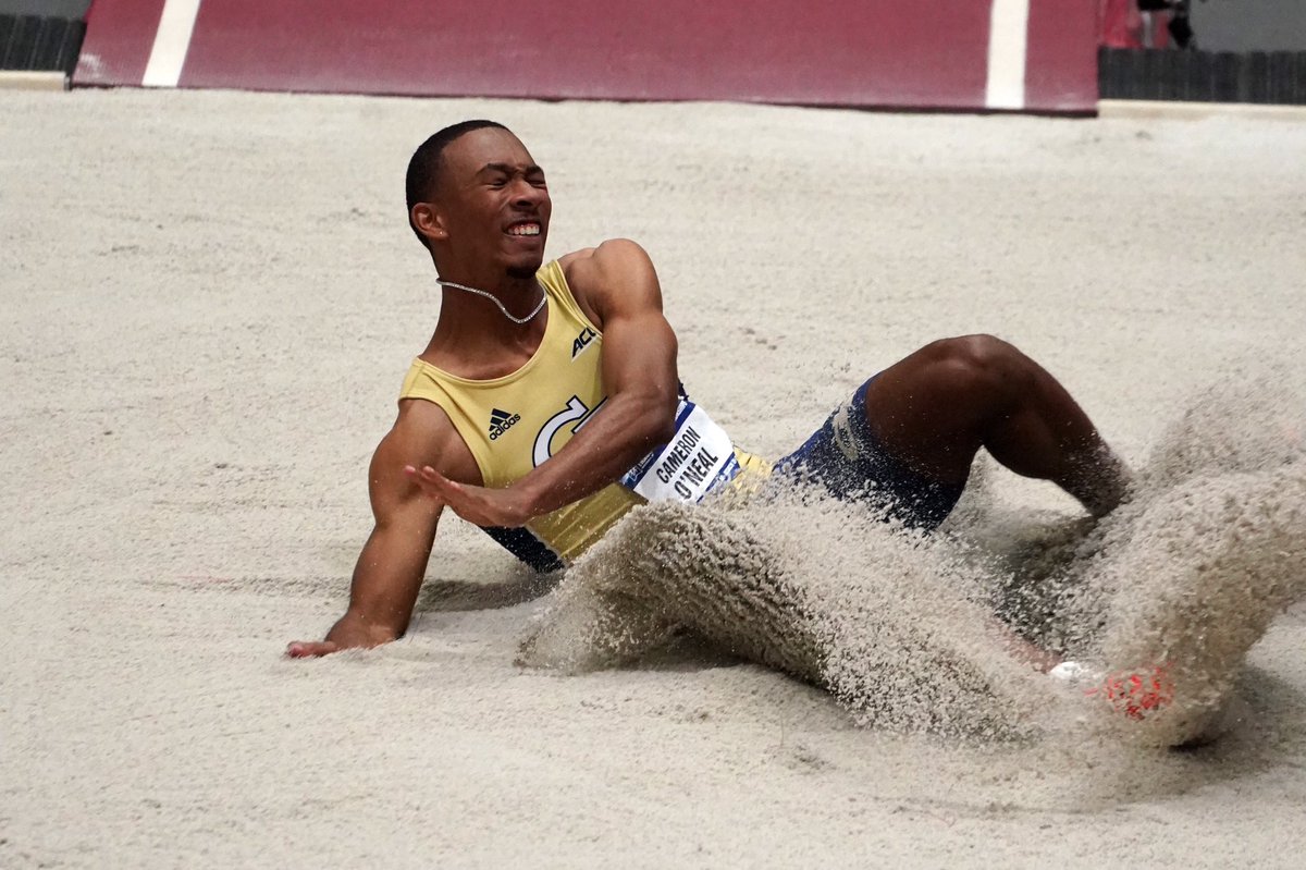 GT_trackNfield's tweet photo. 👏👏👏

True freshman Cameron O’Neal earns @NCAATrackField second team all-American honors in the men’s long jump to start-off national championship weekend for the Yellow Jackets!

#NCAATF
#ACCITF
#TogetherWeSwarm /// #GTTF https://t.co/cuY9f2B4Sx