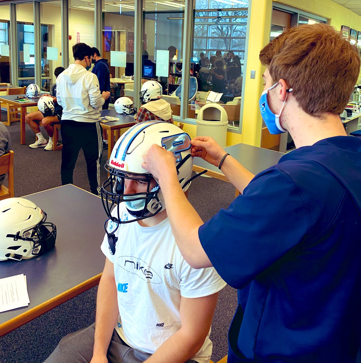 TimBeishir's tweet image. This @PHSKnightsFBall group earned their stripes in the most unique and challenging manner I’ve seen. Our helmet is ready. We are back. It’s almost time now. #StepAndStayOnTrack #LGK