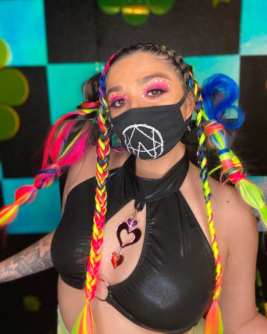 life is beautiful https://t.co/liapocXNIo<a href="/tag/lostcause"class="tags"><span>#lostcause</span></a>