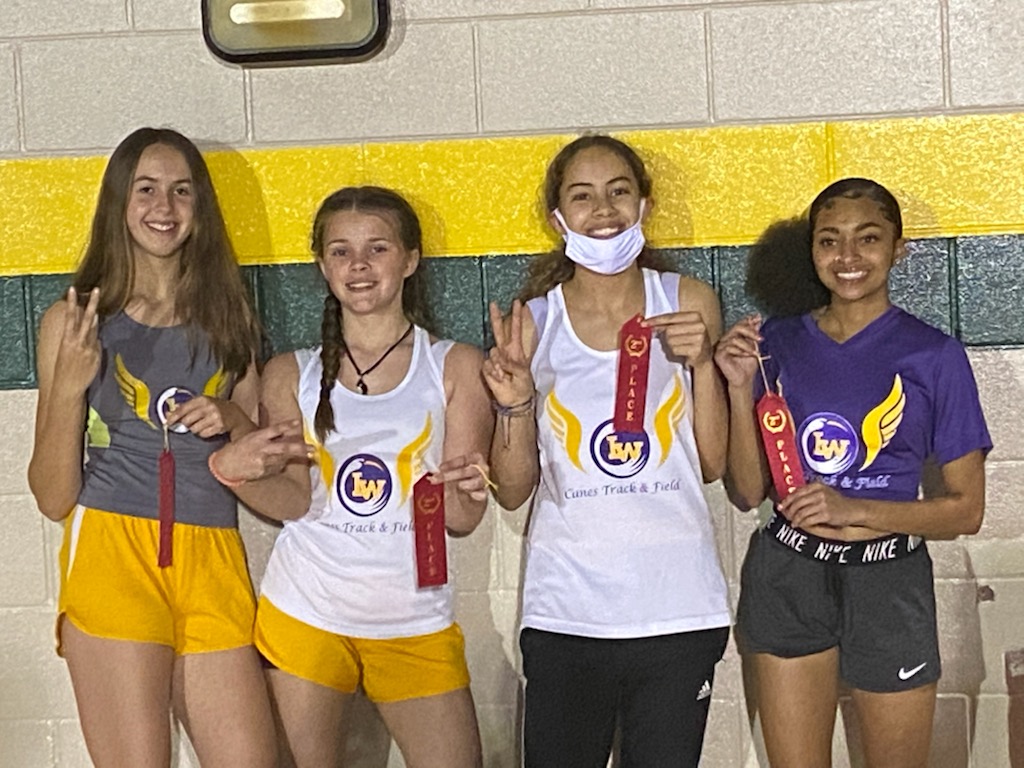 ldubbtrack's tweet photo. Congratulations to the Freshman-Sophomores that ran in the JV County Championship!!
Girls placed 3rd in 100m hurdles and 2nd in the 4×400m relay
Boys placed 1st in 100m, 1st in 200m, 3rd in the 110m hurdles, 2nd in high jump, 3rd in 4x400m relay, and 3rd in 4x100m relay!! https://t.co/lHr7ipkC9b