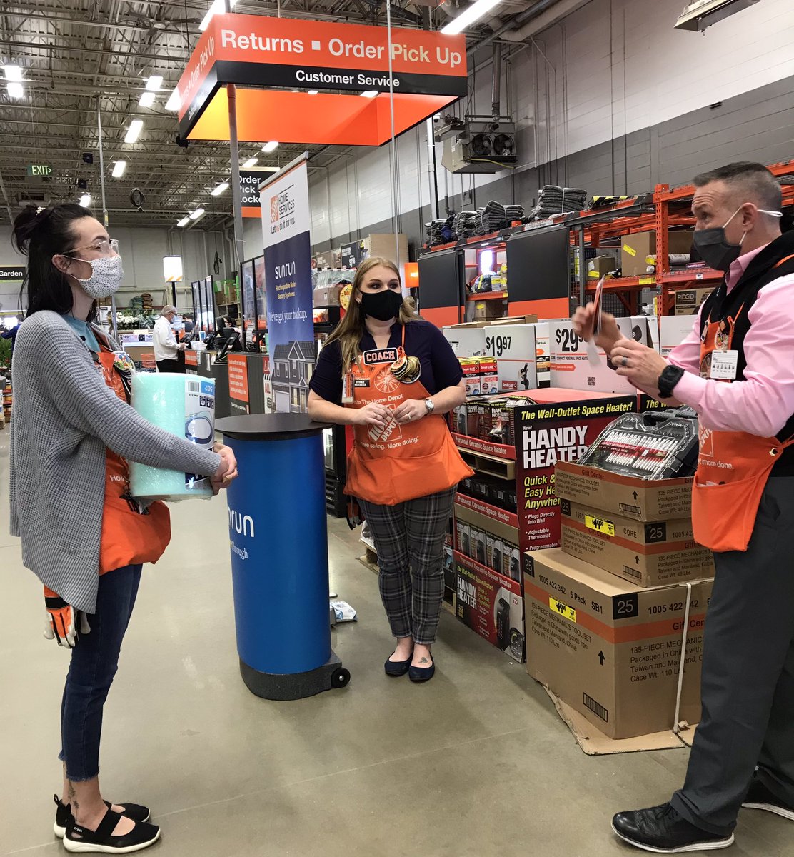 Liyah@DaHomeDepot (@liyahfromhd) on Twitter photo Big day for #4131dreamteam ! We completed our first 30 Day Check In and recognized a few of orange blooded rockstars! Love this team!!😊 <a href="/Danielle_Green1/">Danielle Green</a> <a href="/NotsoLameTHD/">Mike Lame</a> <a href="/RustyM_THD/">Rusty Murphy</a> <a href="/BisbeeChance/">Chance Bisbee</a> <a href="/Tbar2017/">Trina Barton</a> <a href="/thdtyson/">Nathan Tyson</a> Big day for #4131dreamteam ! We completed our first 30 Day Check In and recognized a few of orange blooded rockstars! Love this team!!😊 <a href="/Danielle_Green1/">Danielle Green</a> <a href="/NotsoLameTHD/">Mike Lame</a> <a href="/RustyM_THD/">Rusty Murphy</a> <a href="/BisbeeChance/">Chance Bisbee</a> <a href="/Tbar2017/">Trina Barton</a> <a href="/thdtyson/">Nathan Tyson</a>