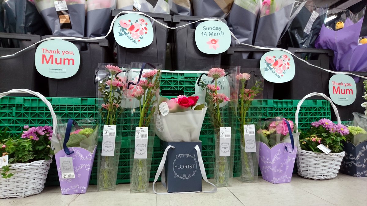 Co-Op Long Street sporting a strong selection of flowers. There's something for every mother out there. Was lots of interest tonight and there should be too... the selection this year is fantastic! Don't forget to say it whichever way you need to. Thanks, mum.