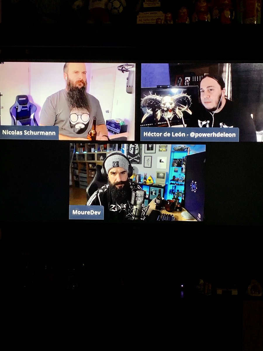 yacodev's tweet image. Aprendiendo de las experiencias de  @_nasch_ @MoureDev @powerhdeleon ...genial el mensaje que transmiten.

youtu.be/Z-Lb8CV1k9E