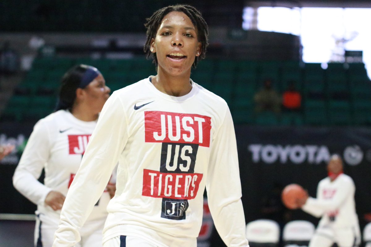 GoJSUTigersWBB's tweet photo. ⓈⒺⓂⒾⓈ
#ReelItIn x #BleedTheeBlue x #ProctectTheeBlock x #JustUsTigers x #BeatGrambling https://t.co/v6fjxGL63S