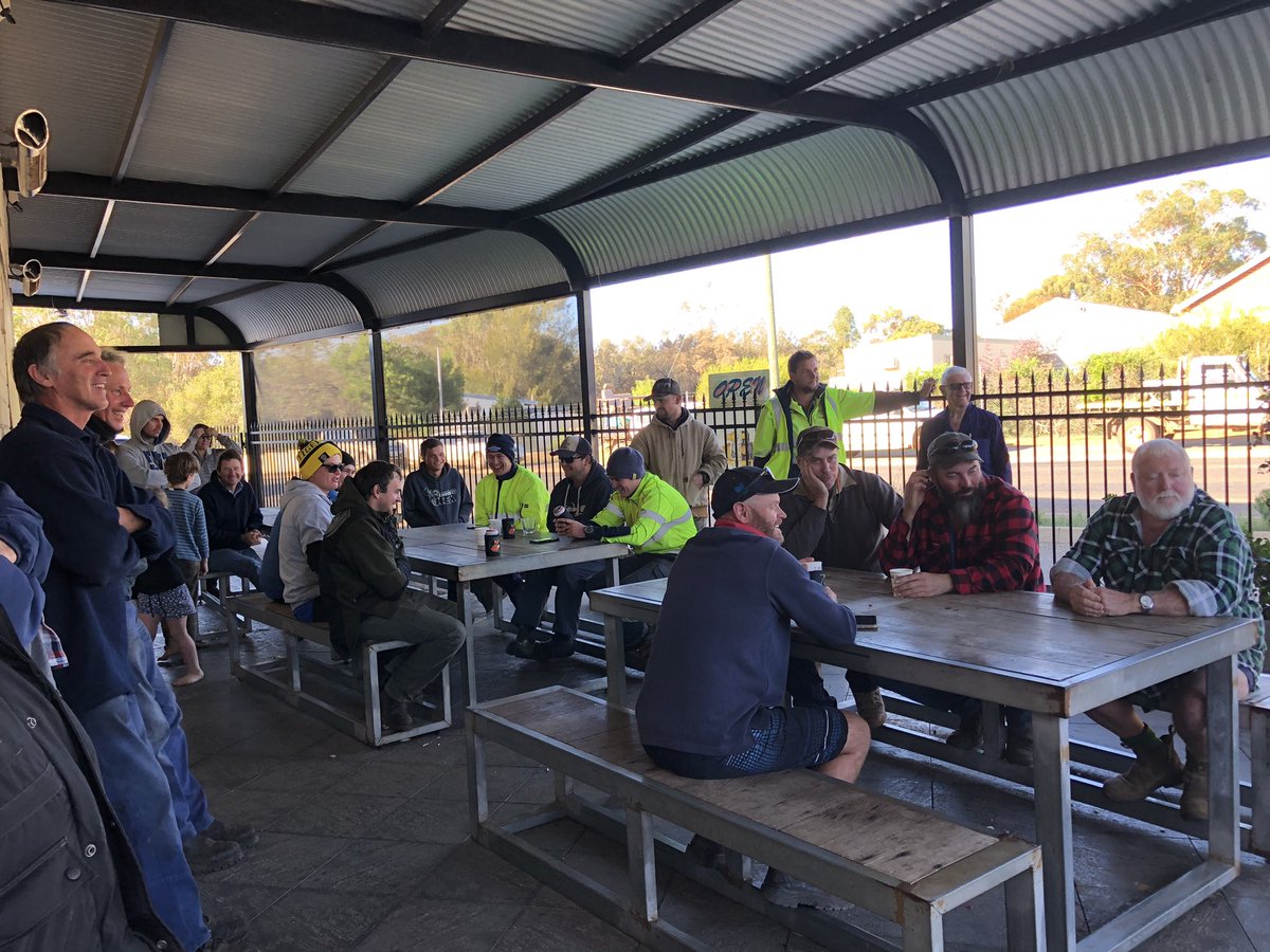 A great result at the Wandering Fox Hunt last night with 91 foxes, 7 feral cats and 17 rabbits culled. Thank you to everyone who participated. <a href="/PeelHarveyCC/">PeelHarveyCC</a> <a href="/AusLandcare/">National Landcare</a> #HothamWilliams #NumbatNeighbourhood