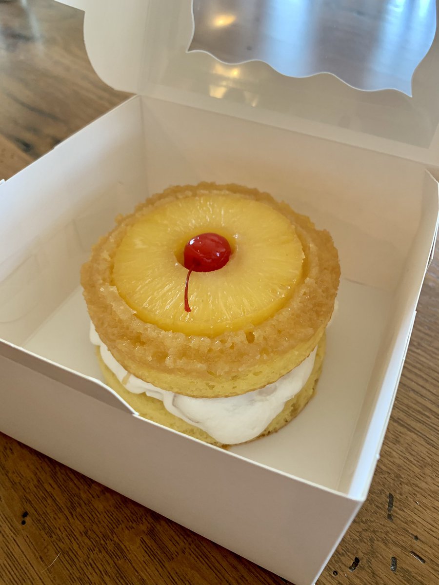 CookiesCarters's tweet image. Testing flavors for new mini layer cakes. We will start orders as soon as we finalize our Mini Cake Menu! #sneakpeek #pineappleupsidedown
