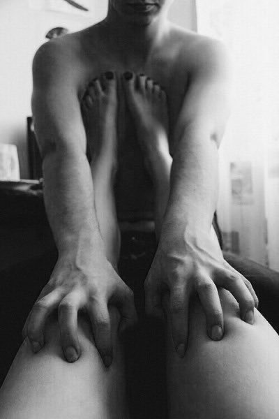 AdoredDevoted's tweet photo. This isn’t us, but Maîtresse loves when I drag my fingers down the length of her thighs as massage.
This represents what #Femdom tends to look like in our home. https://t.co/ldaAt0wKYf