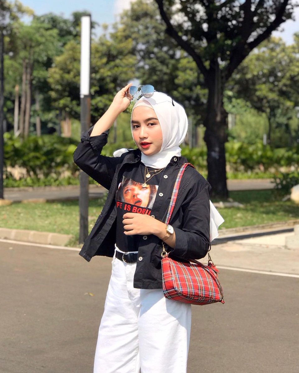 boking_hijab's tweet photo. ★whatsapp:0895-2103-0818.
☆Slot Baru Cek Rute rulesnya ✧✧
#angelsurabaya
#availsurabaya
#surabayabo
#bosurabaya
#kimcilsurabaya
#bispaksurabaya
#bokingansurabaya
#bosurabaya
#surabayabisyar
#angelsurabaya
#RealAngel
#kimcilsurabaya
#openbo
#OpenBooking #SURABAYAINCLUDED https://t.co/cR9BOryReU