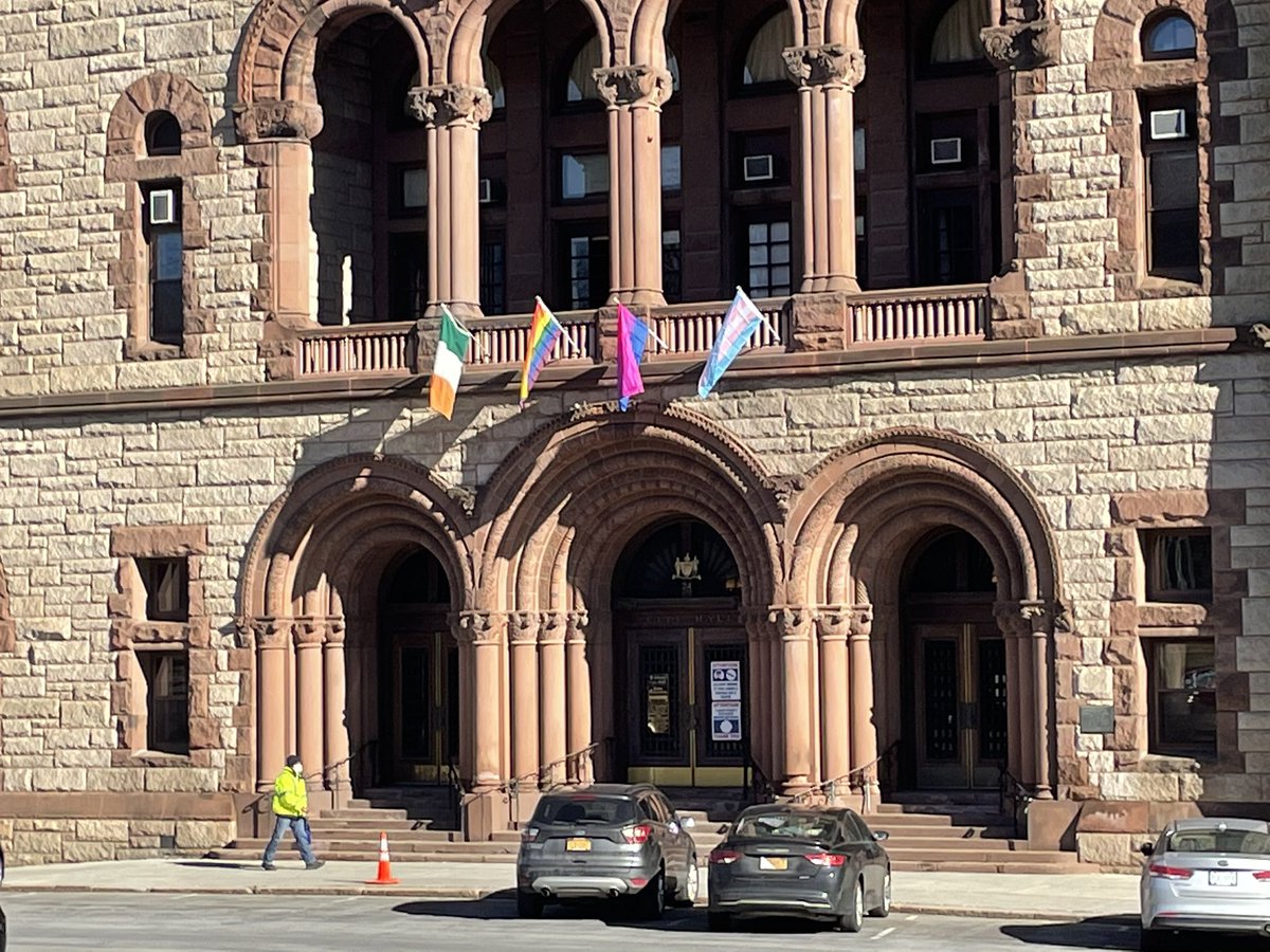 AmyOfficial28's tweet photo. the “L” in “LGBT” stands for ‘Leprechaun’ https://t.co/Gt7ZWTX4Ag