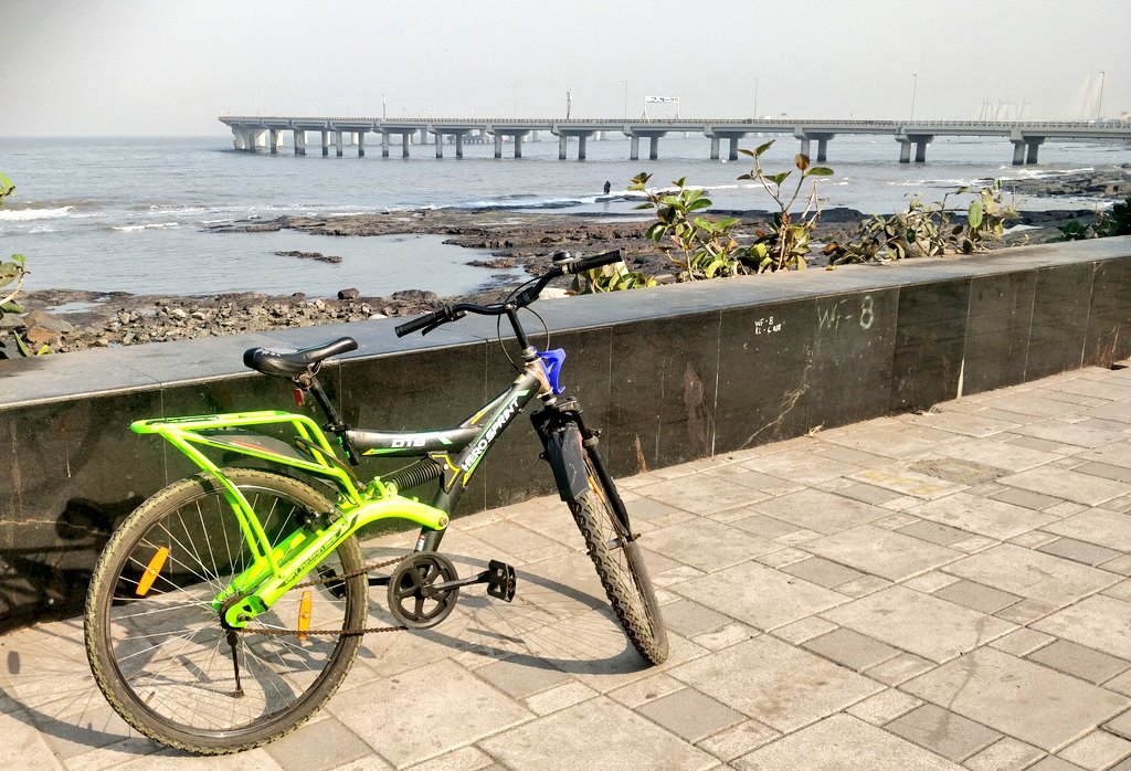 thehybridrunner's tweet photo. #weekendsunshine z always special 🤗
It heals me completely 🚴
It lets me enjoy differently 🍀
Mumbai's city is specifically 💞
Finished longest Ride ever🚴🌸▶️
#40kms
#RunningMan
#ridingman
#TransIsBeautiful
#CityBoy
#fitnessmodel #seaside #beachvibez
#cycling #longweekend https://t.co/mEE6L7TvKJ