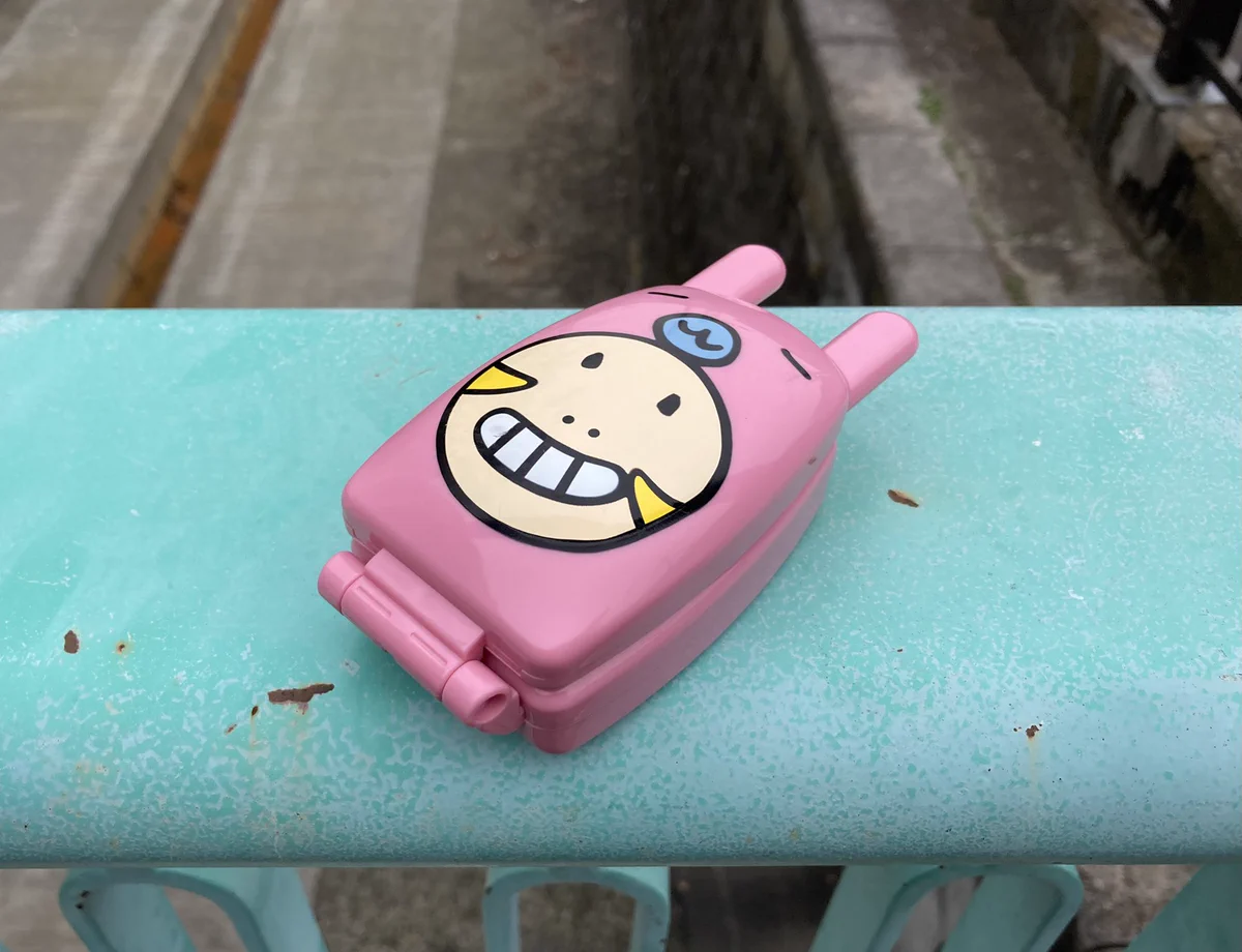 食料を求めてコンビニに行った際の珍事件！財布と間違えて持ってきたものがミニモニテレフォンだった！！