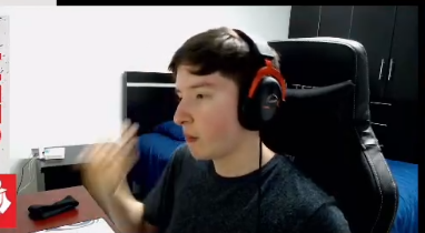 CloxyX's tweet photo. @JeltyTV jelty grosero :l https://t.co/BJZEWrSSjW