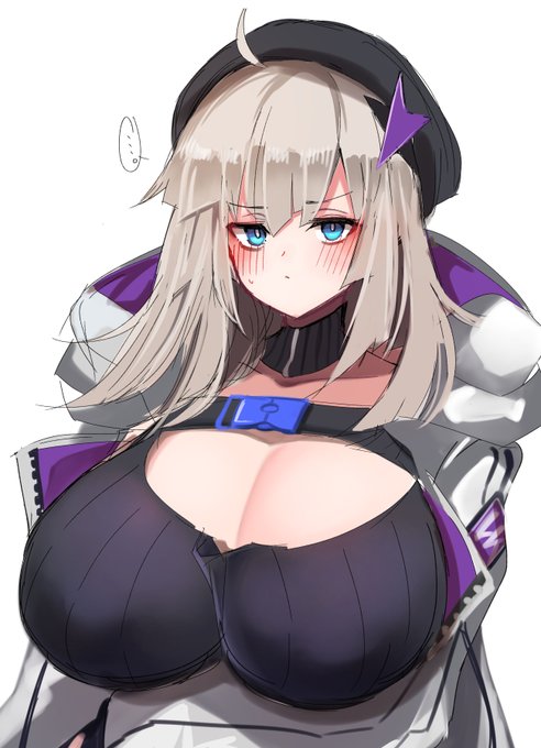 おっぱいがでかいAA-12です 