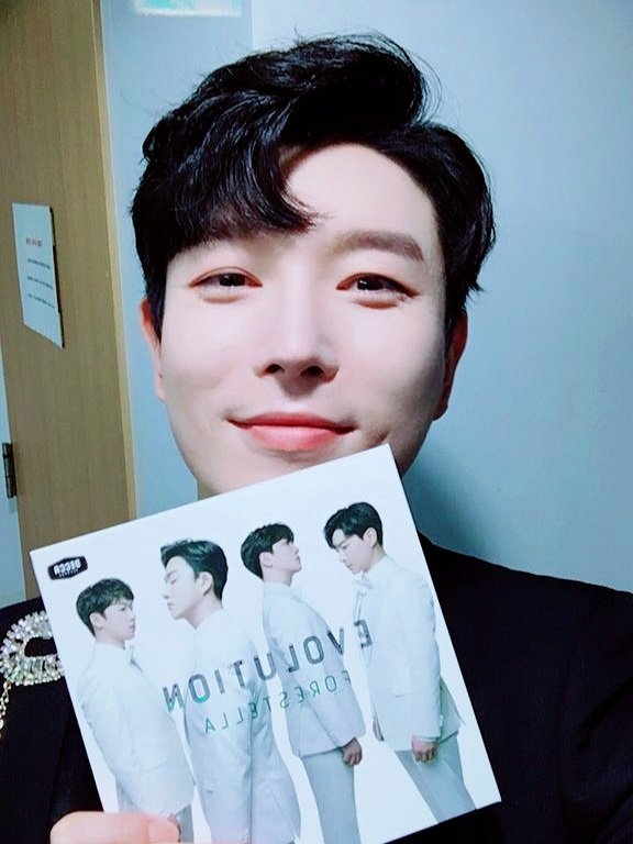담 tweet media