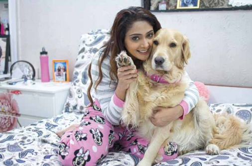 BuddyLifeMagzn's tweet photo. My Golden Life..
An actor and model who is a dentist, too, Natasha Doshi says Noraa the Golden Retriever is her heartbeat in motion, an absolute darling who only wants to spread.
https://t.co/9l51LP9tMl
#dogmagazine #magazine #petlovers #doglovers #goldenretriever #buddylife https://t.co/eHdKn5Lw7U