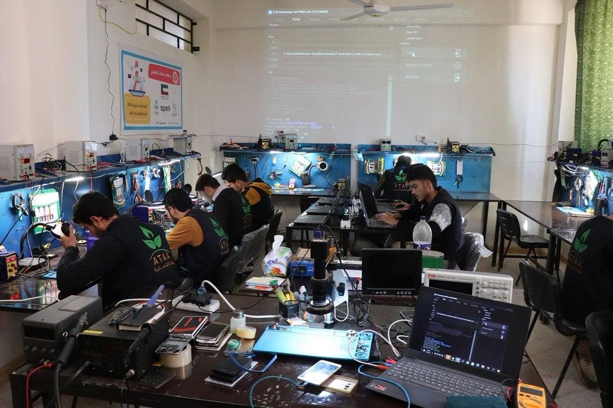 AtaaDernegi's tweet image. #İdlib kırsalındaki &quot;ATAA Meslek Okulu&quot; mesleki eğitim çalışmalarına aralıksız devam ediyor. 

Şeyh Abdullah Al-Nouri Hayır Derneği
SPARK Higher Education Services
#SPARKAlumni #ATAA