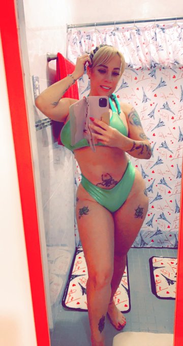 Lucky Olmeda - Linda noche https://t.co/VJKrFFvJAQ