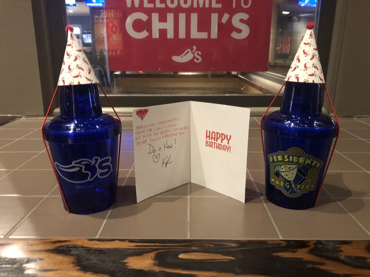 CHwy40's tweet photo. What did you say?!??? $3.13 Presidente margaritas to celebrate the Presidente’s birthday 3/13!!!!! 🎂🎂🌶🍊🍋🍓🥥🍍🍈🌶🎂🎂  #TheOnlyPresidente #3.13 #ChilisMargs @PepperPowerMark @CaraLiebman https://t.co/FekexAQFbR
