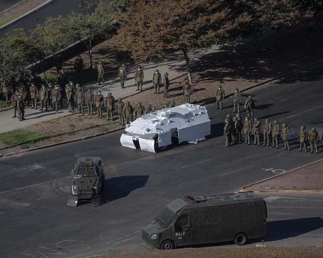 S M 3 L J G E R No Soy Una Tanqueta Soy Un Monstruo C