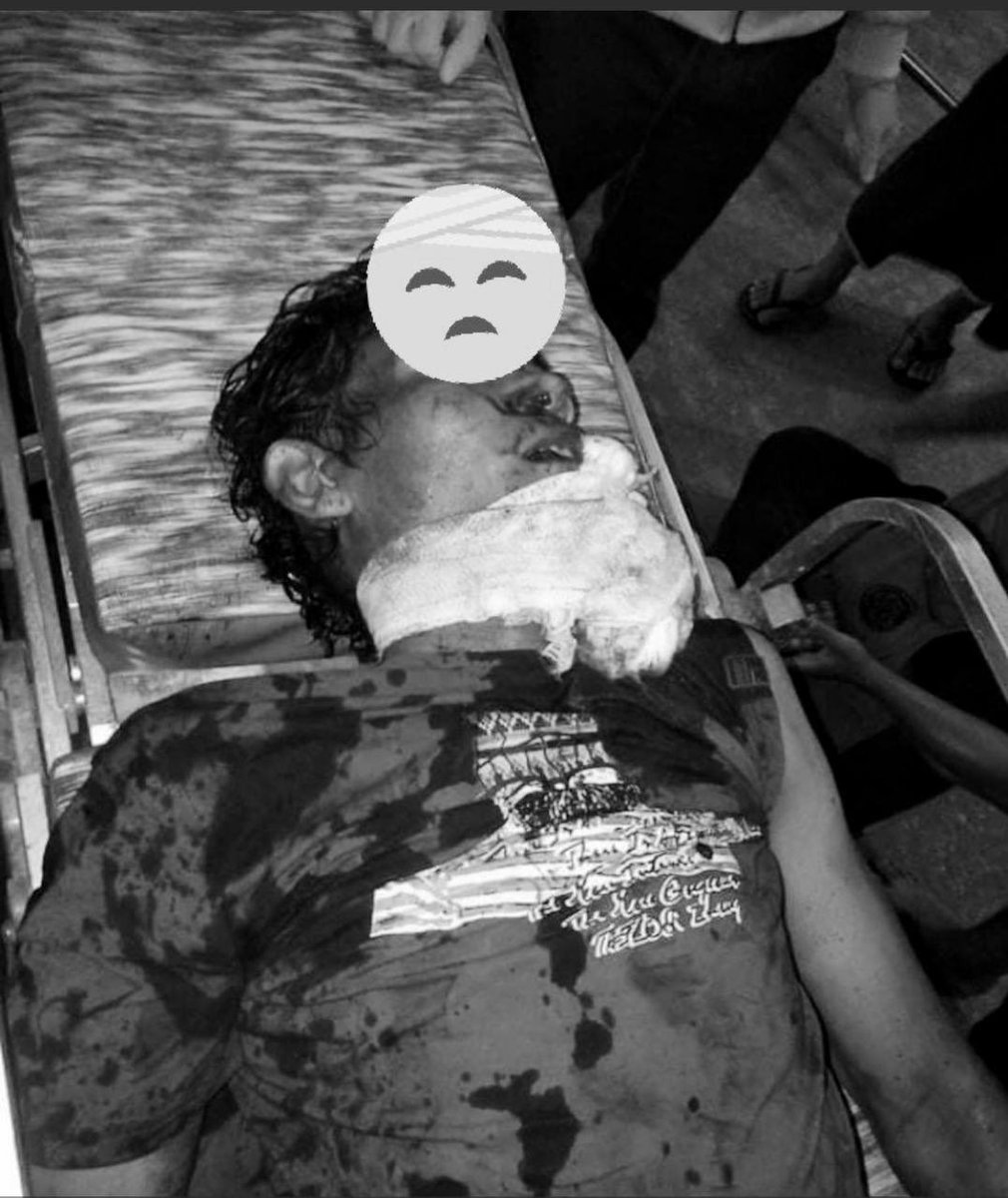 BG_ICEICE's tweet photo. Tw // death 
After terrorists arbitrary arrested 3 teenagers in Tharkaytha, civilians followed to police station to demand release. Terrorists used live ammos to crackdown and two (Ko SITHU &amp; Ko AungAungZaw) reported dead.
TOWARDS FEDERAL UNION
#WhatsHappeningInMyanmar
#Mar13Coup https://t.co/AAzM5Az0Xl