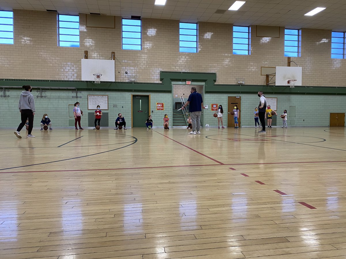 ASAWildcatsAAU's tweet image. What better way to spend a Friday night than playing the game we love 🎉🏀 These little KITTENS putting in the work to become WILDCATS 💪🏼 @ASAhoops  #ASAHoopsFamily