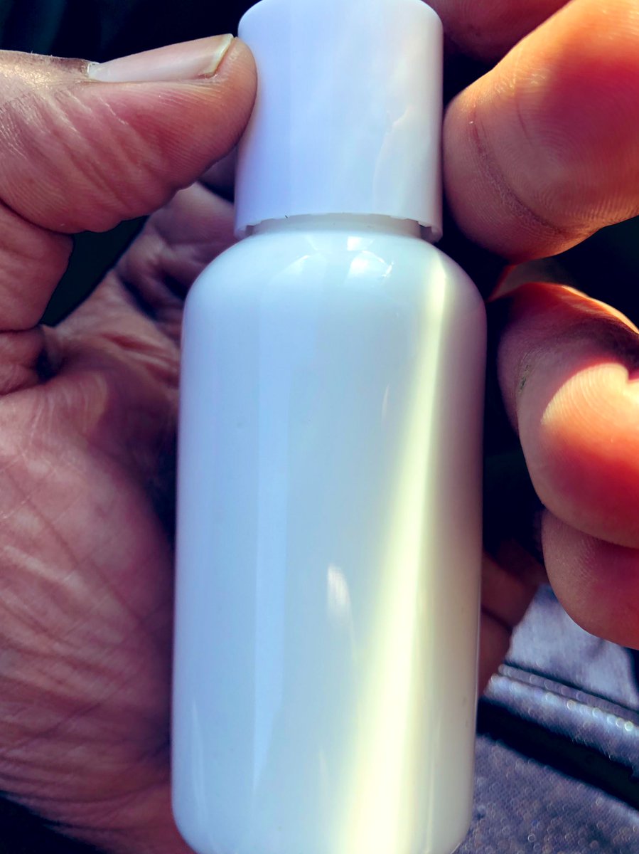 JpdCbd's tweet photo. 1:1 lotion...CBD:THC LOTION. #cbd #thc #cbdthc #cbdthclotion #colorado #topicals #investorswanted #investors https://t.co/gZuadEtY4l