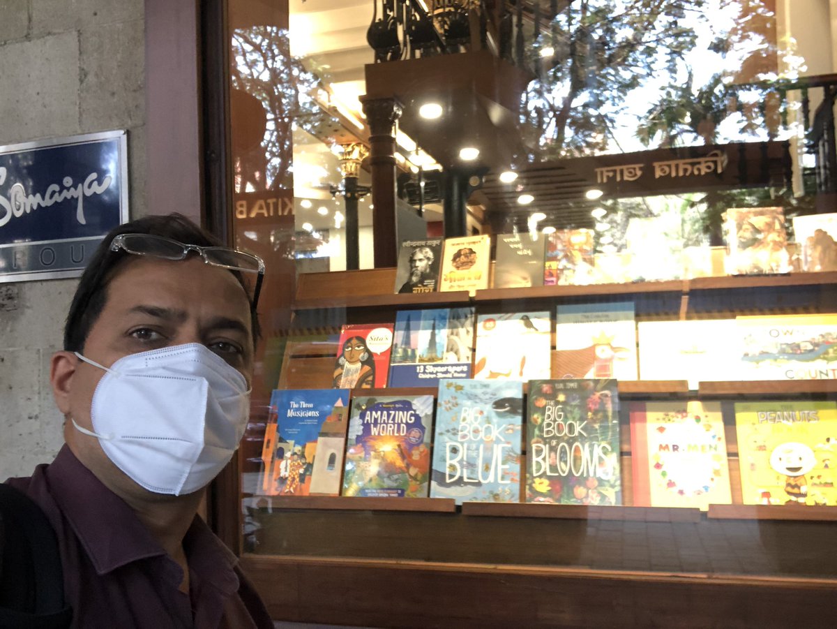sanjayreporting's tweet photo. @jitendradixit @KitabKhanaBooks #myToo n favourite for many book loverd https://t.co/0fScGCgKaw