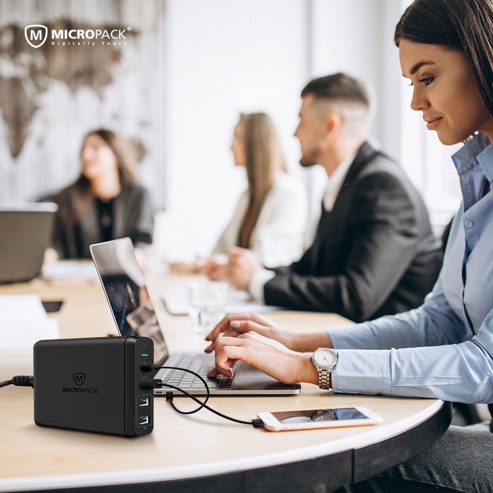 MicroPackID's tweet image. Isi daya semua perangkat dengan satu alat dengan cerdas dan cepat! Mendukung pengisian daya hingga 60W loh!

#Micropack #Microfans #QualityBeyondLimit #DigitallyYours #FastCharging #FastCharge #MacBook #MacBookAir #ChargerLaptop #BusinessTools #OfficeTools #HighTech #QuickCharge