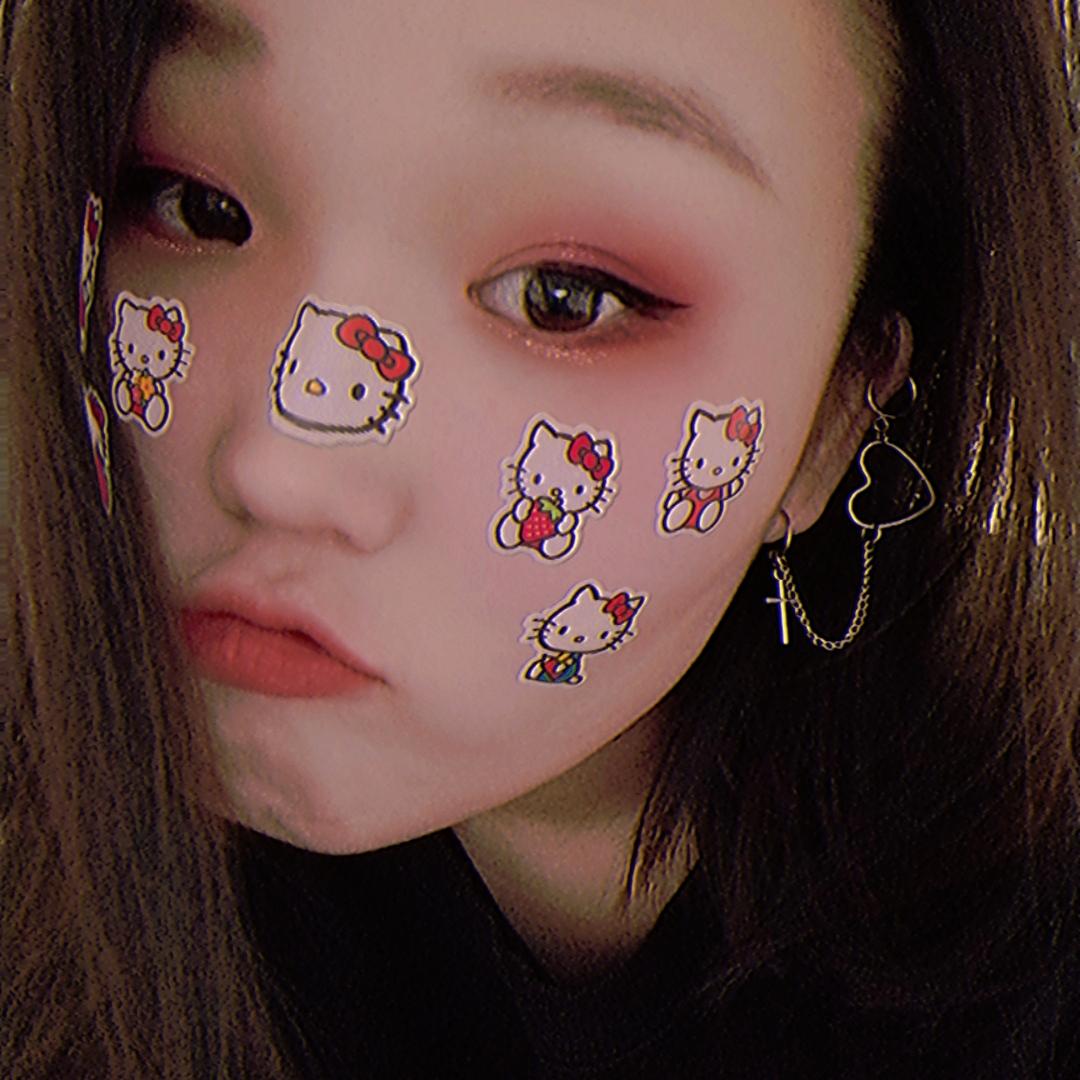 xchinesecherryx's tweet photo. ;;🦕💗🍡🍥``
— who do u love? is it him or me? 

[ #monbebeselcaday | #mbbsd ] https://t.co/mz5jAOhJCa